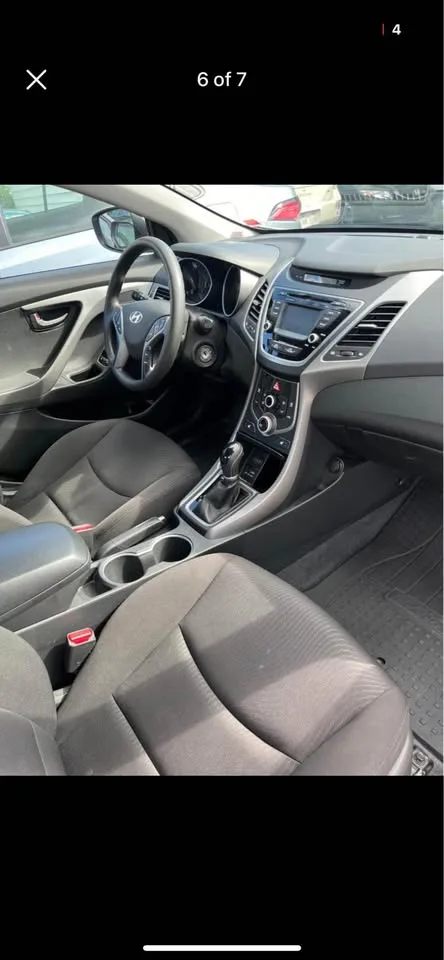 2016 Hyundai Elantra image indicator(4)