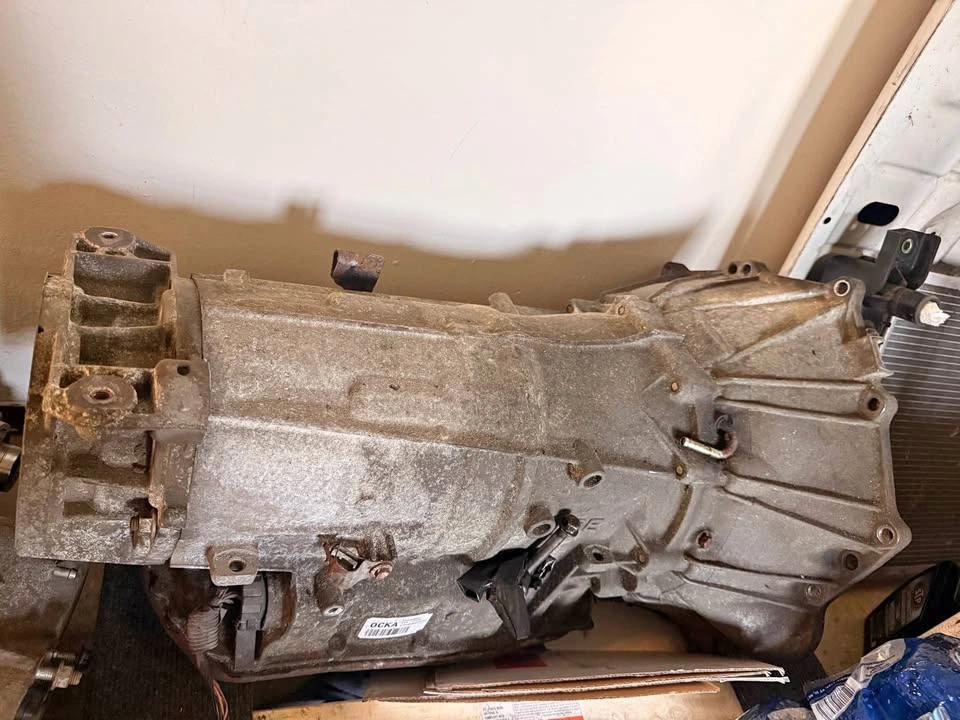 Tahoe / GMC Transmission 6L80 4x4 (123k miles)