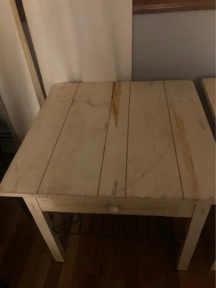 2 White End Tables - photo 3