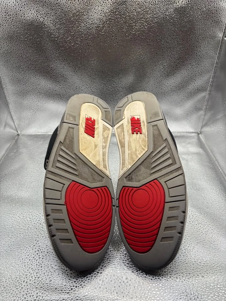 Air Jordan 3 black cement 2018 - photo 3
