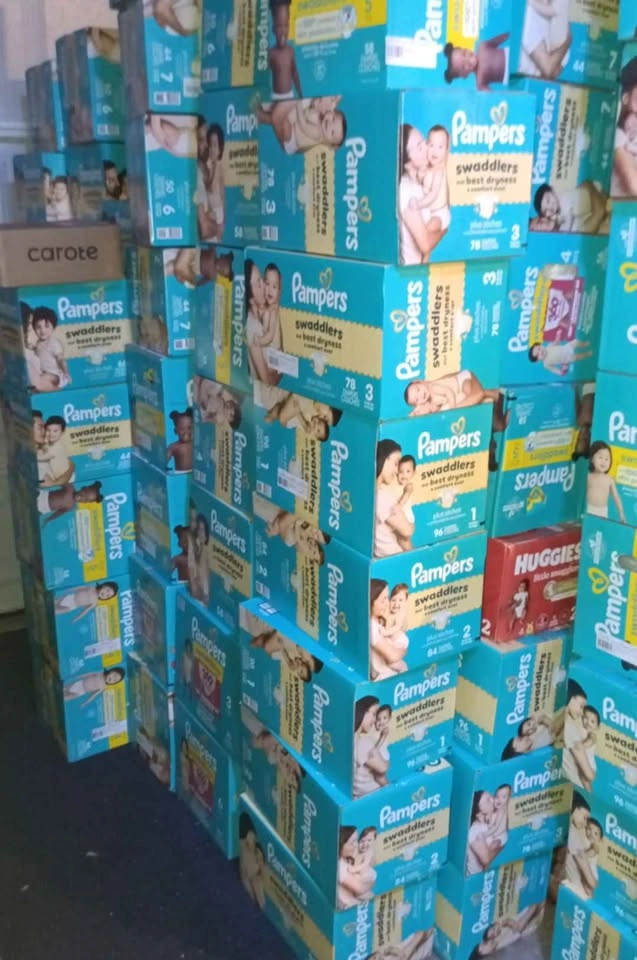 Pampers Diapers Sale $22 a box - photo 3