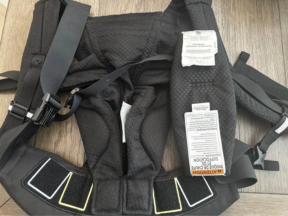 Ergobaby Omni 360 Baby Carrier – Like New, Used 4 Times - photo 5