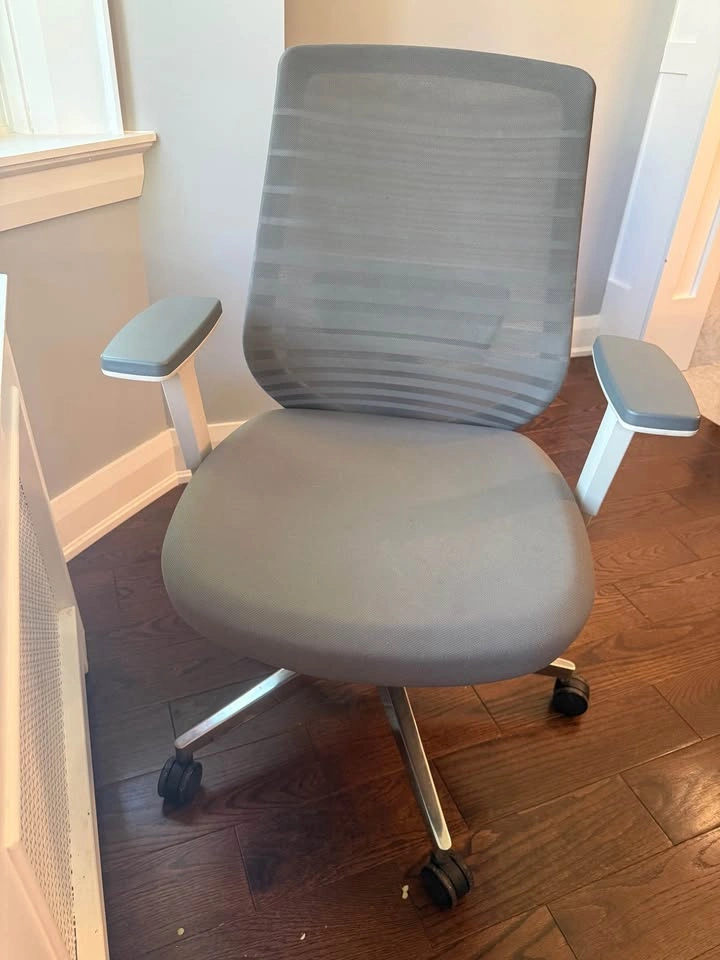 Office Mesh Chair Gray and White - photo 4