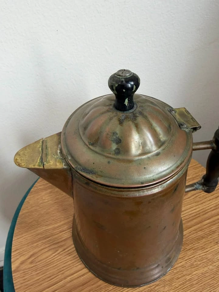 Antique Rome Metal Ware Copper Coffee Pot – Wooden Handle - photo 4