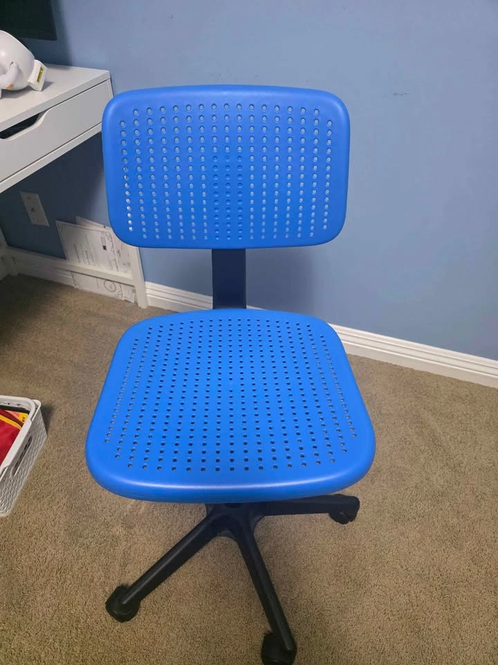Blue Adjustable Swivel Desk Chair for Sale - photo 2