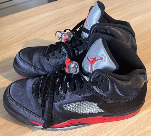 Jordan 5 Retro Satin Bred Size 11.5 - photo 2
