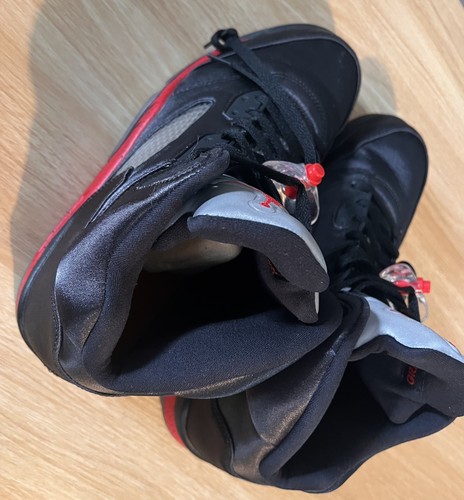 Jordan 5 Retro Satin Bred Size 11.5 - photo 3
