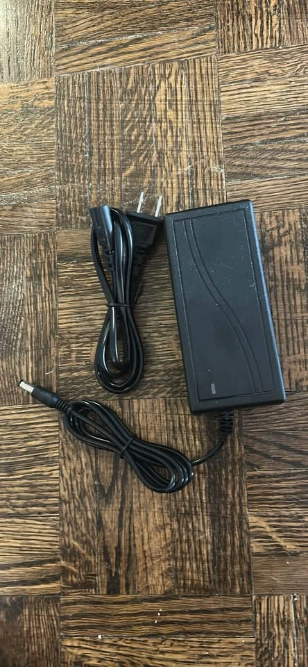 Electric scooter battery charger 42 V - photo 4