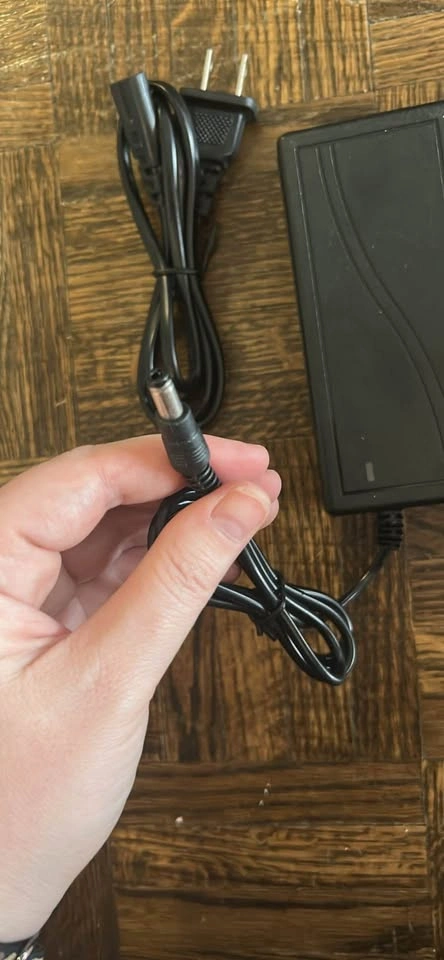 Electric scooter battery charger 42 V - photo 5