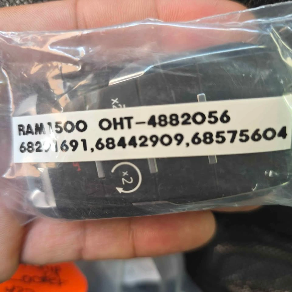 RAM 1500 Smart Key Fob – 5 or 6 Button remote - photo 4