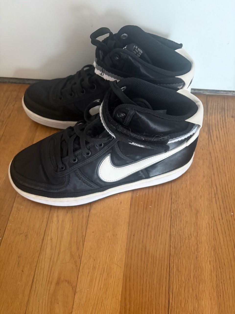 Nike Sneakers - photo 2