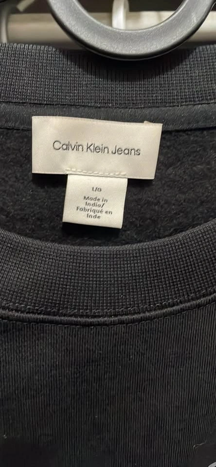 Calvin Klein Sweatshirt - photo 2