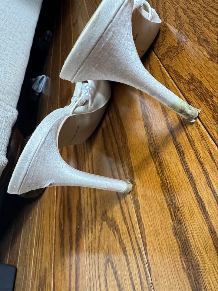 Dolce Vita Pearl Embellished Pointed Toe Mules - photo 4