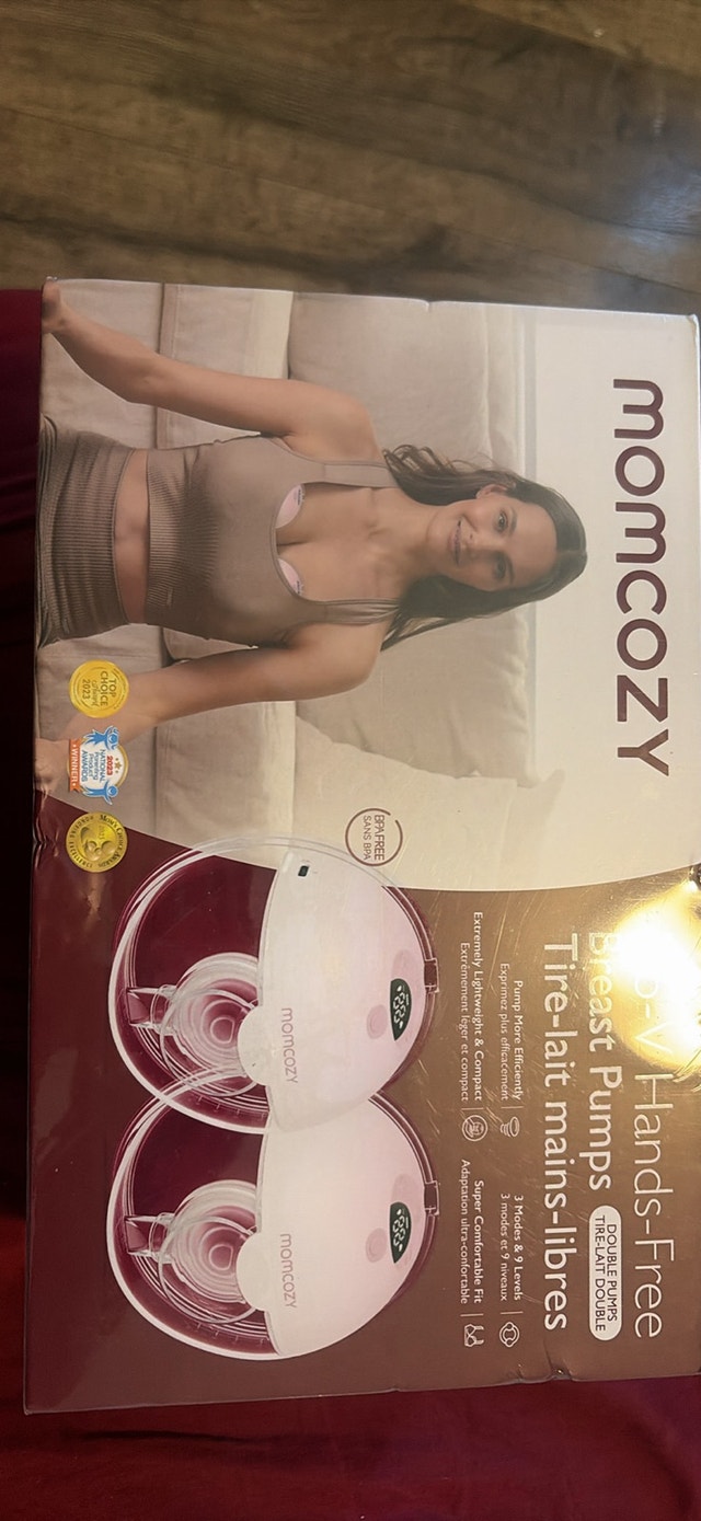 Momcozy breast pump