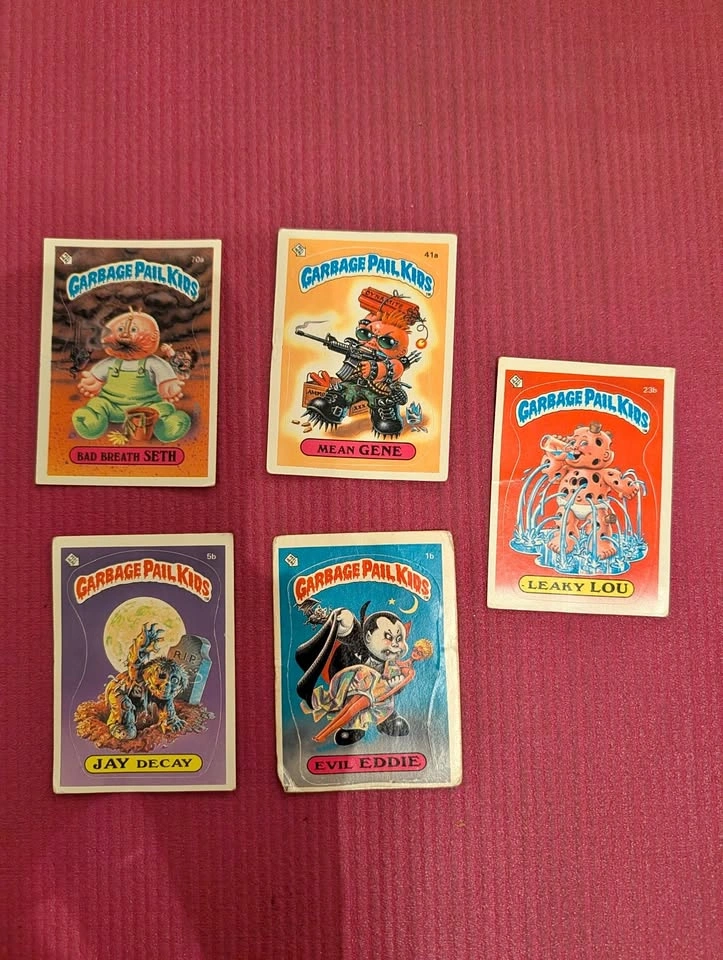 145 set of 1985 a/b mixed series Garbage Pail Kids cards