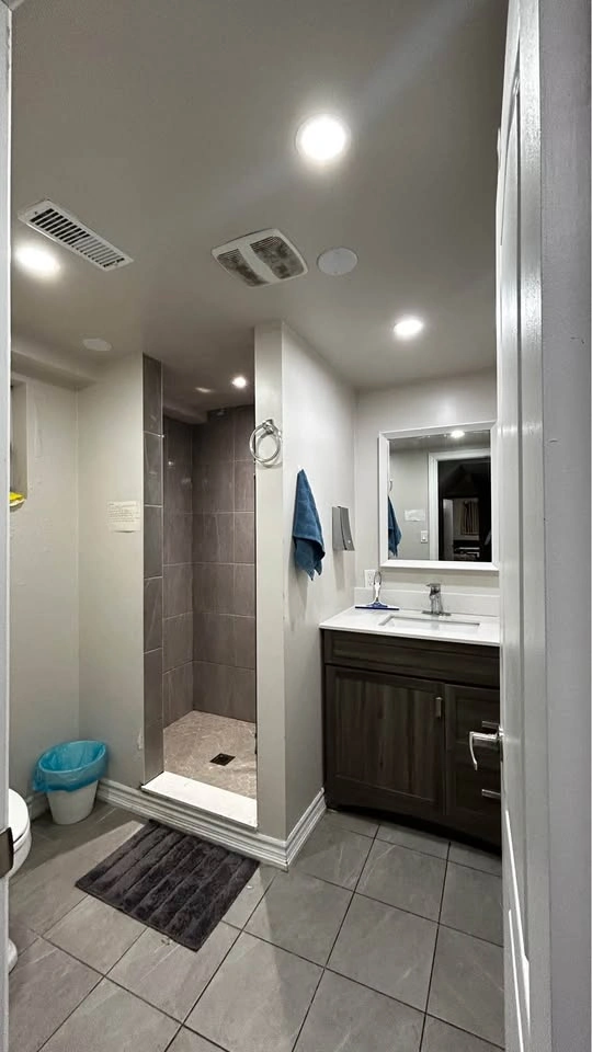 Private room for rent - photo 5