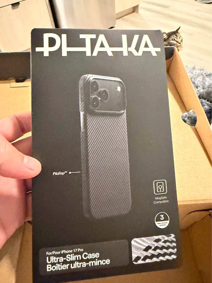Pitaka Case for iPhone 17 pro