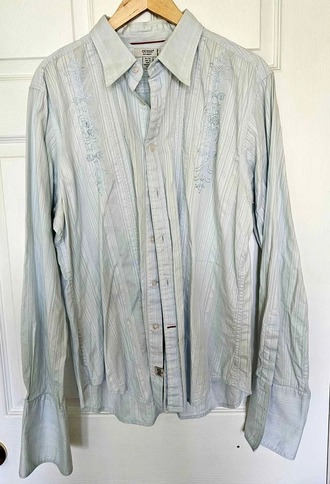 GUESS Vintage Western Embroidered Casual Shirt - Size XL