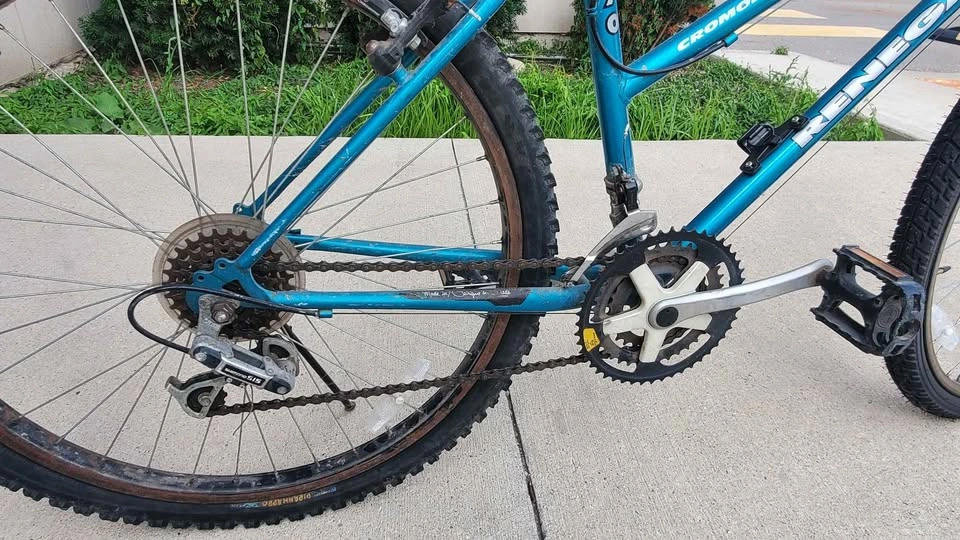 15 Speed Bike (Lock and Helmet included) - photo 4