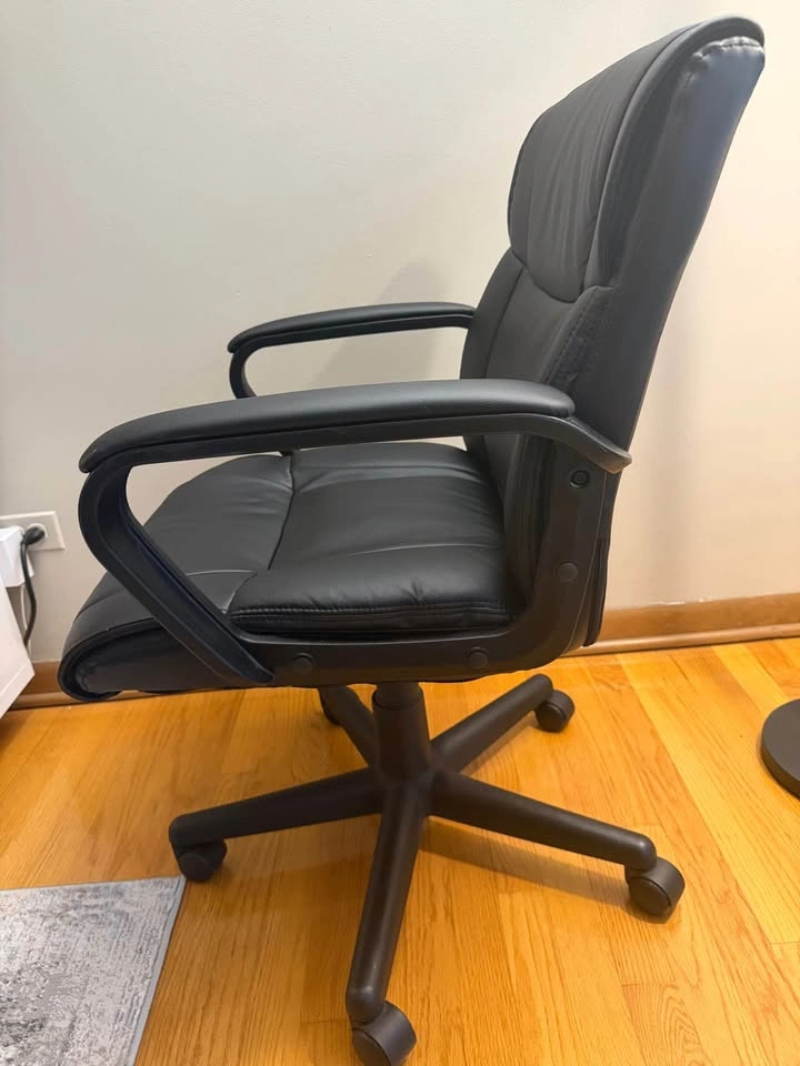 Office chair - photo 2