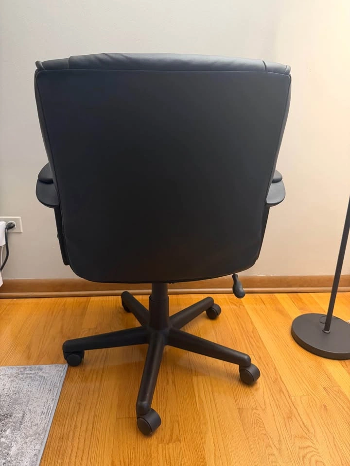 Office chair - photo 3
