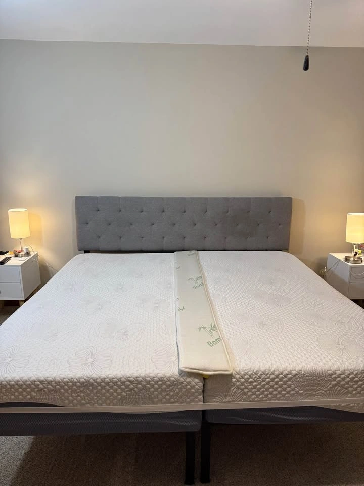 King size bed - photo 3