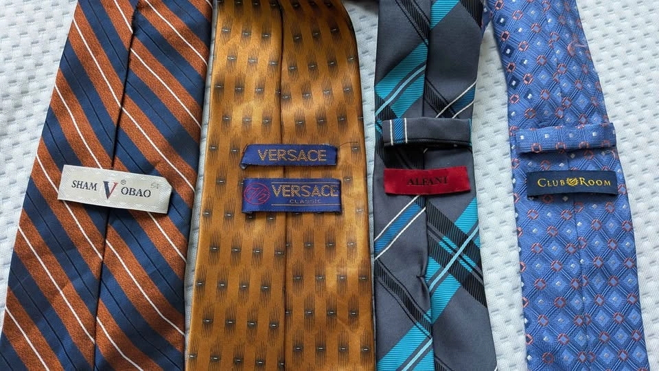 Assorted ties - New or like new - photo 3