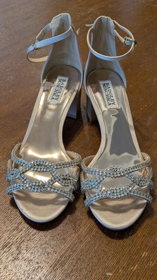 New - Badgley Mischka bridal shoes - photo 3