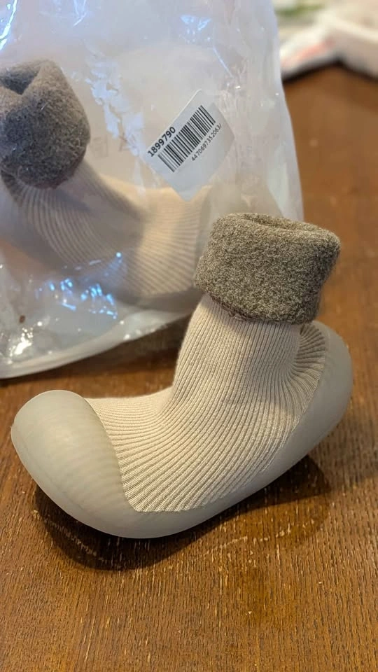NEW Toddler Sock Shoes Size 14.5cm - photo 2