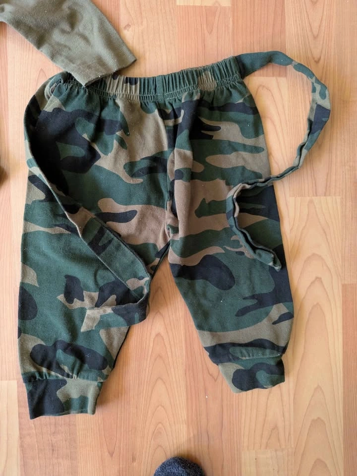 Size 70 Baby Girl 2-Piece Camo Set - photo 3