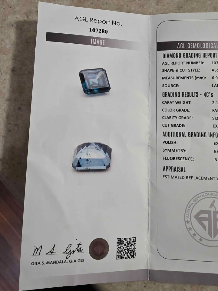 Two Karat Lab Grown Asscher Cut Blue Green Diamond - photo 5