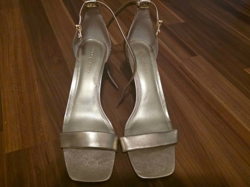 Vince Camuto Gold Heels