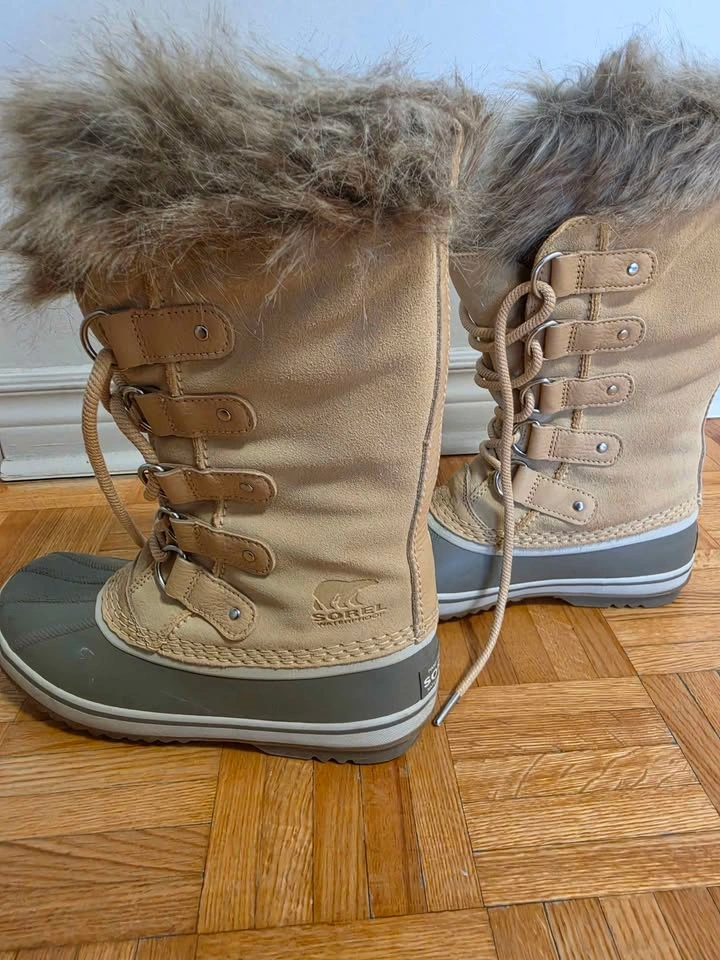 Sorel Women's Joan of Arctic™ Waterproof Winter Boots Size 7 - photo 2