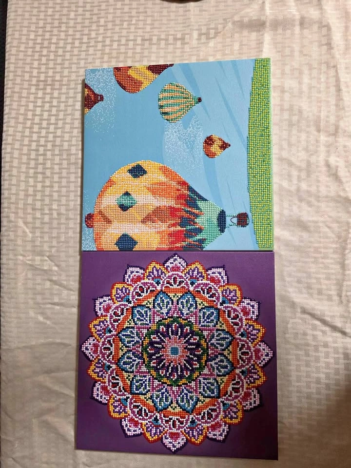 Completed Diamond Art Canvas Pair – Mandala & Hot Air Balloons