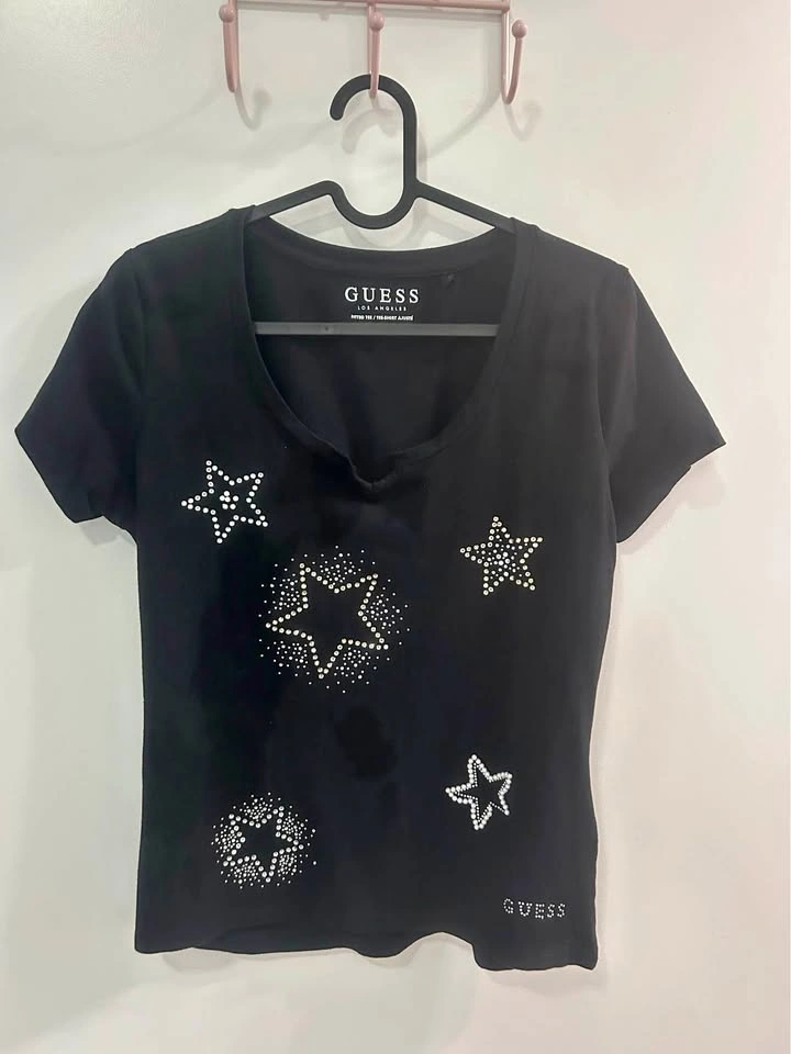 GUESS Los Angeles Black Fitted V-Neck Rhinestone Star Tee
