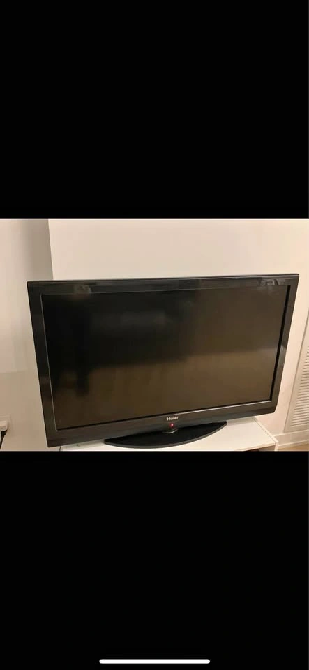 Haier 42” Flat Screen TV
