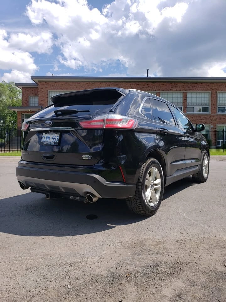 2019 Ford Edge SEL - photo 4