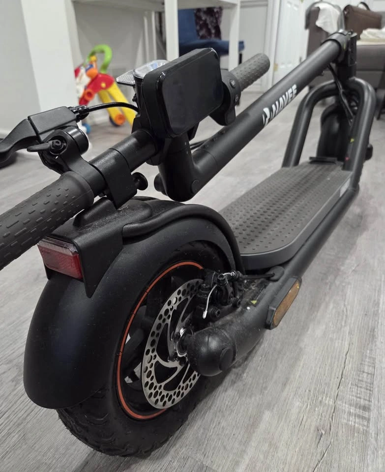 NAVEE Electric Scooter- N65 model - photo 2