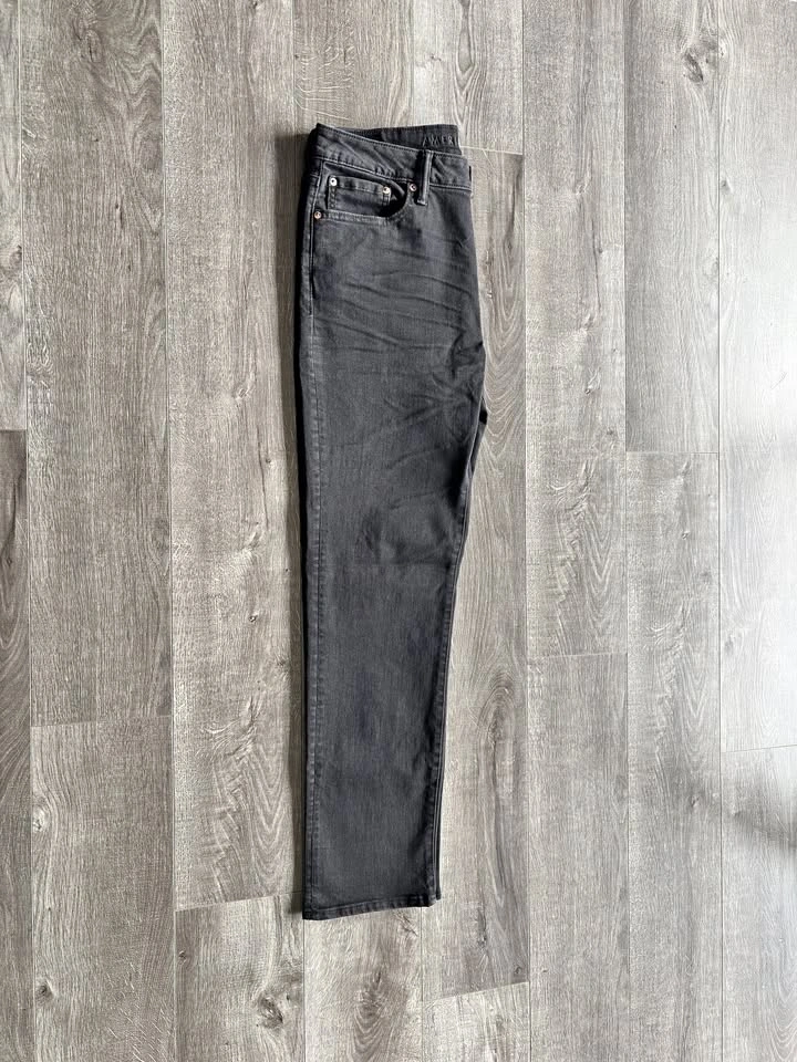American Eagle Men's Slim Straight Jean | 33 x 32
