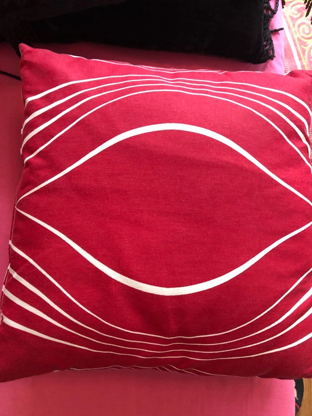 Set of Decorative Throw Pillows - photo 5
