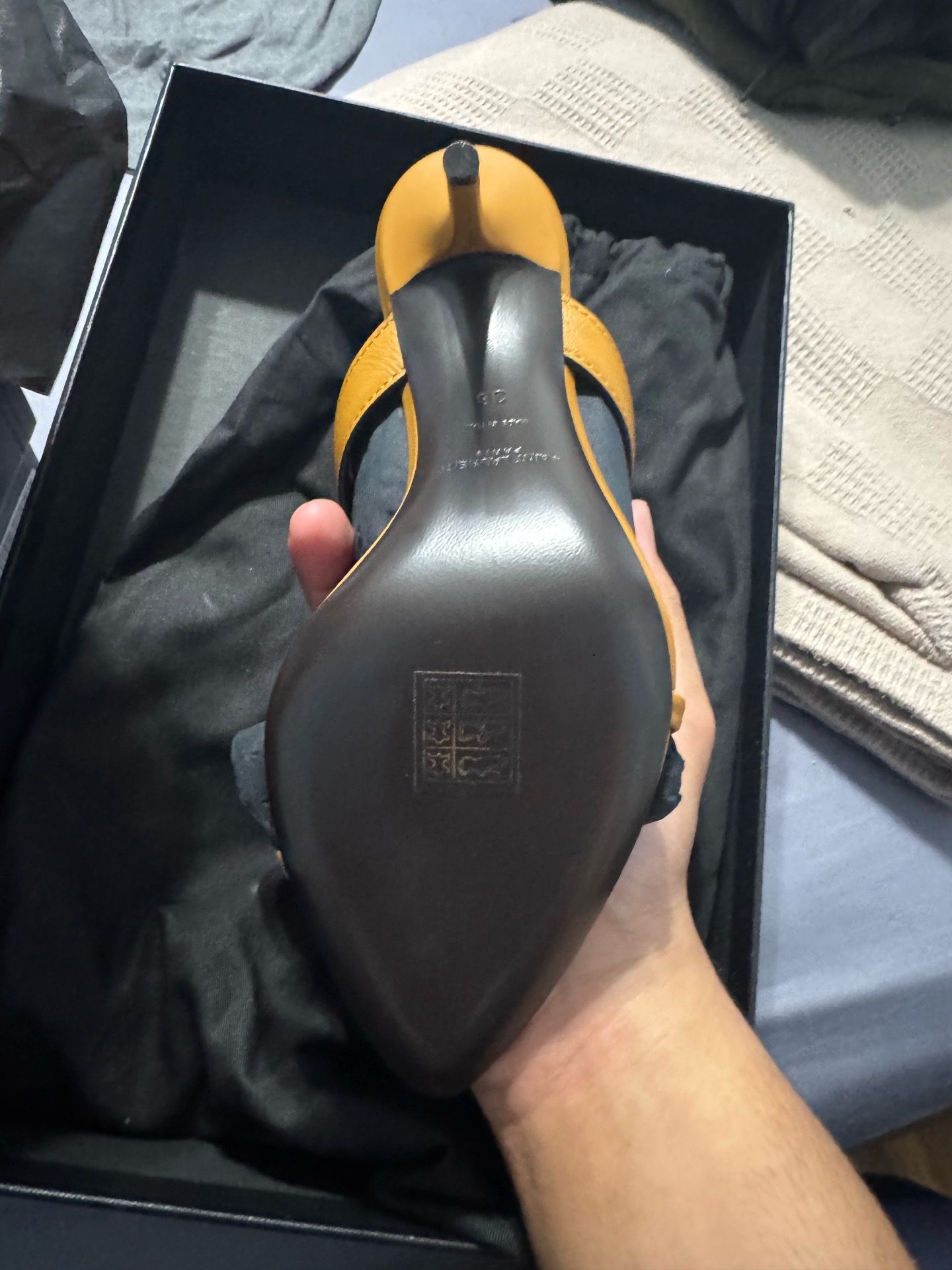 Saint Laurent ladies slipper - photo 2