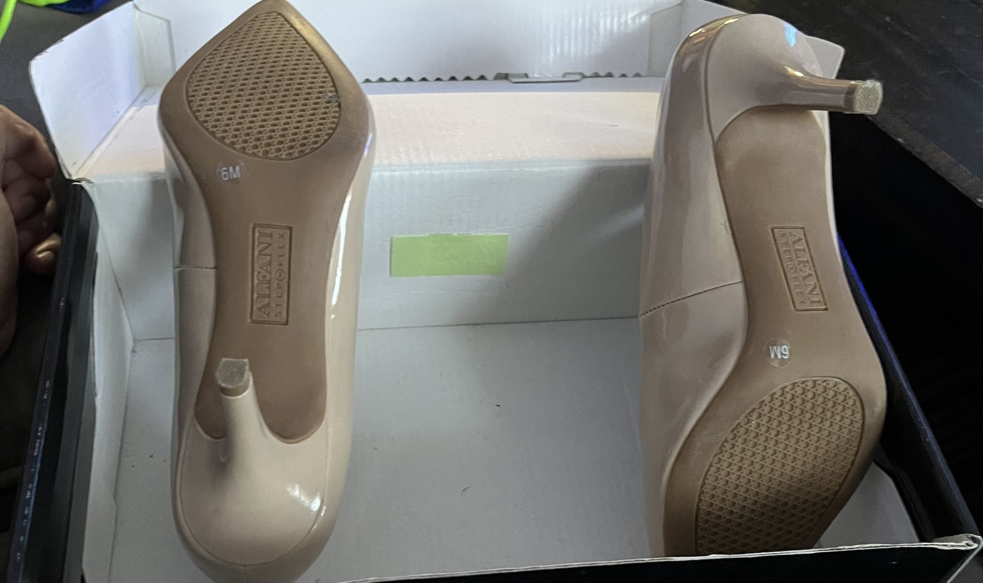 Alfani Womens High Heel Size 6 US - photo 2