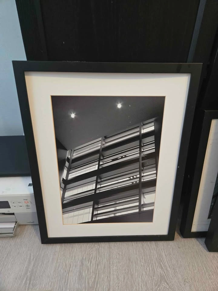 Generic Framed Photos - photo 2