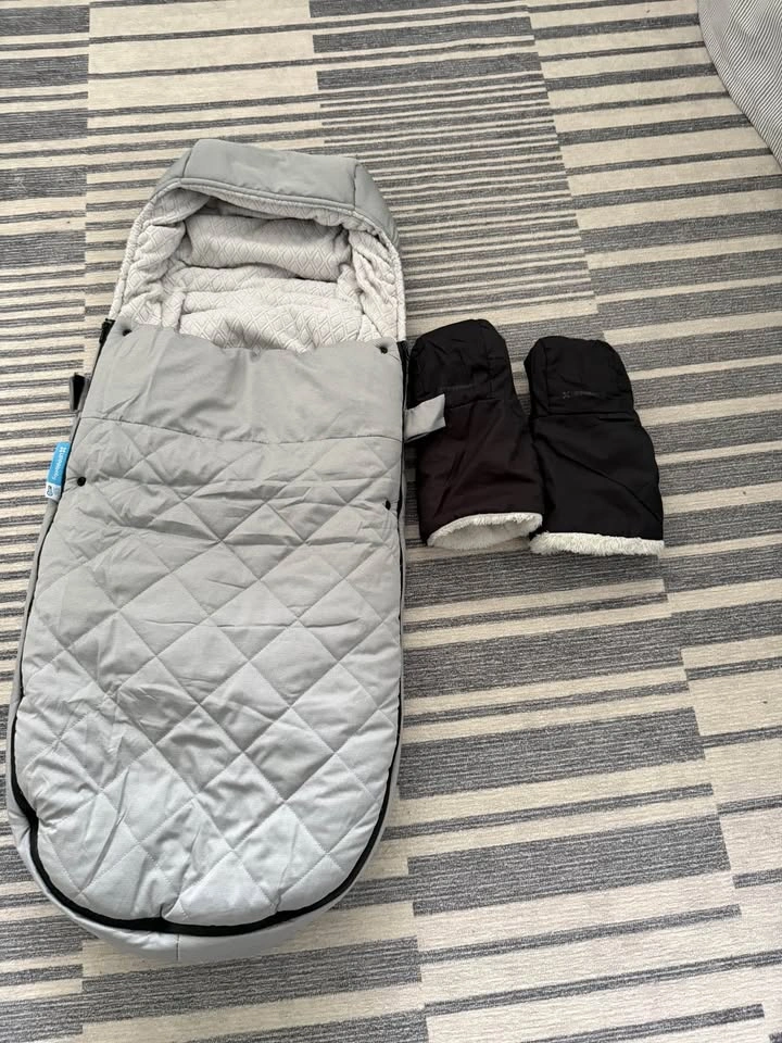 UPPABaby footmuff + handmuffs - photo 4