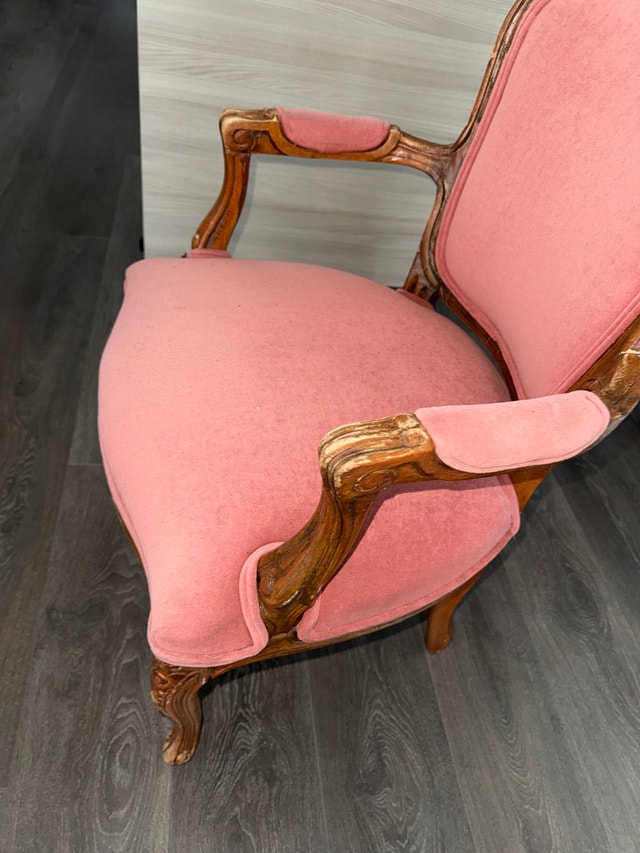 Vintage French Provincial Accent Chair