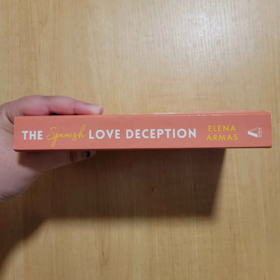 The Spanish Love Deception by Elena Armas - photo 3
