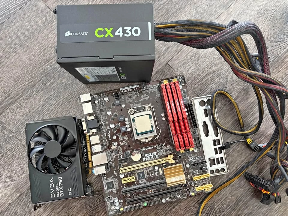 Intel i7-4770K + GTX 750 + ASUS B85M-E + 32GB RAM Bundle