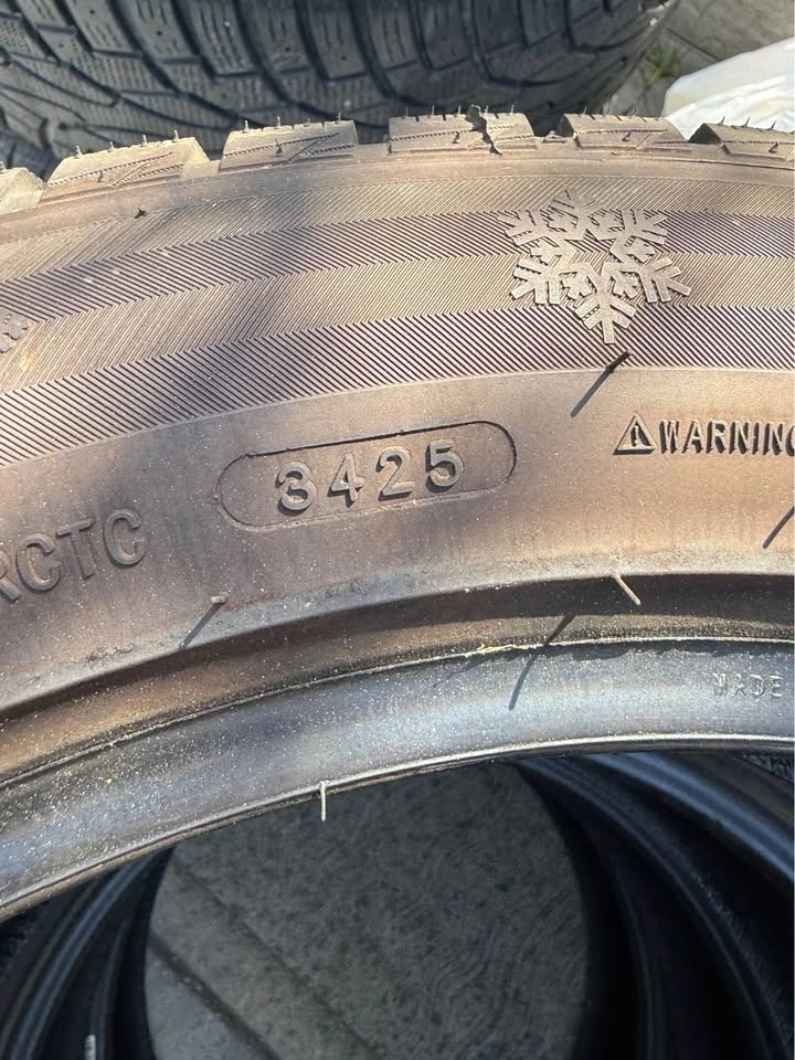 235/55/19 Winter Tires - Almost New - photo 5