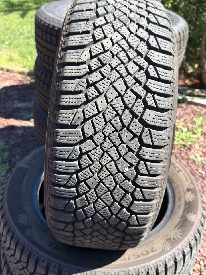 205/55/16 CONTINENTAL ICE CONTACT DOT 2023 - photo 2