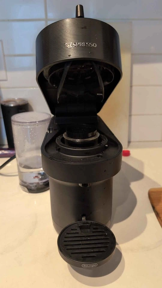 Nespresso Vertuo Next by De'Longhi - photo 3